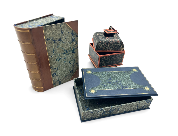 Boxes & Related items